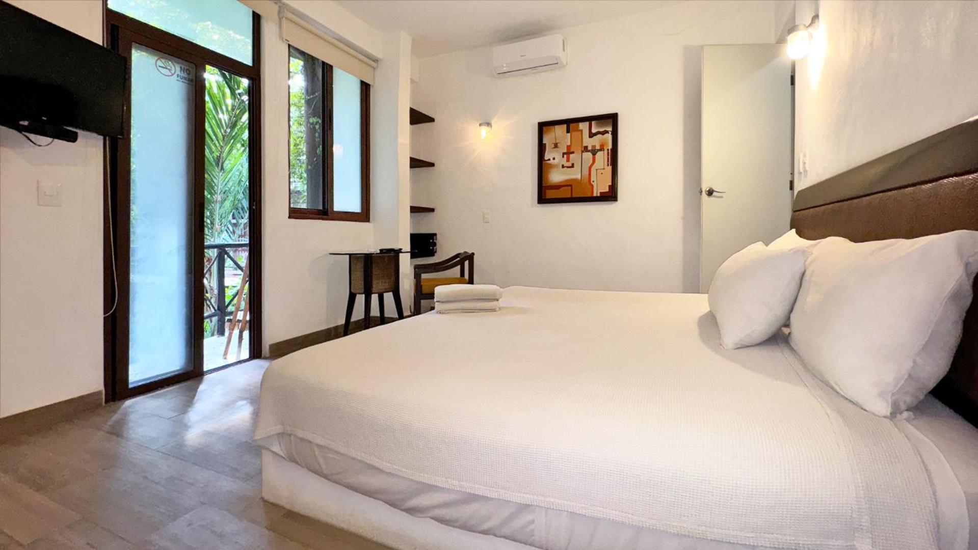 Siesta Fiesta Hotel Adults Only - 5Th Avenue Playa del Carmen Dış mekan fotoğraf